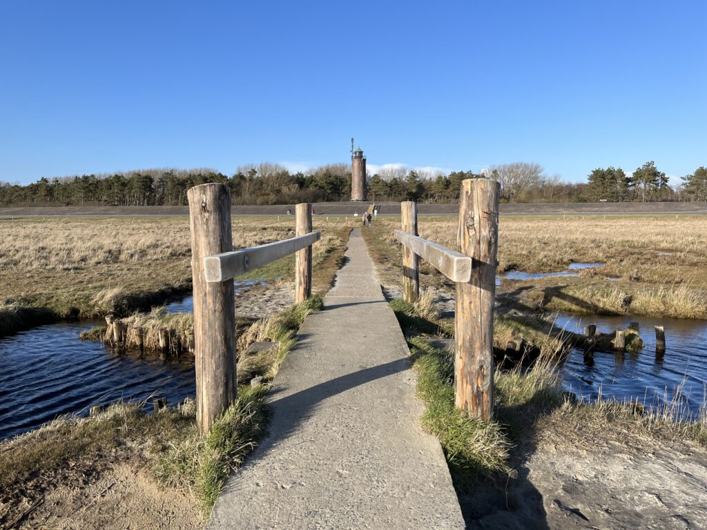 Böhler Leuchturm in SPO mit schönen Wanderwegen durch die Salzwiesen
